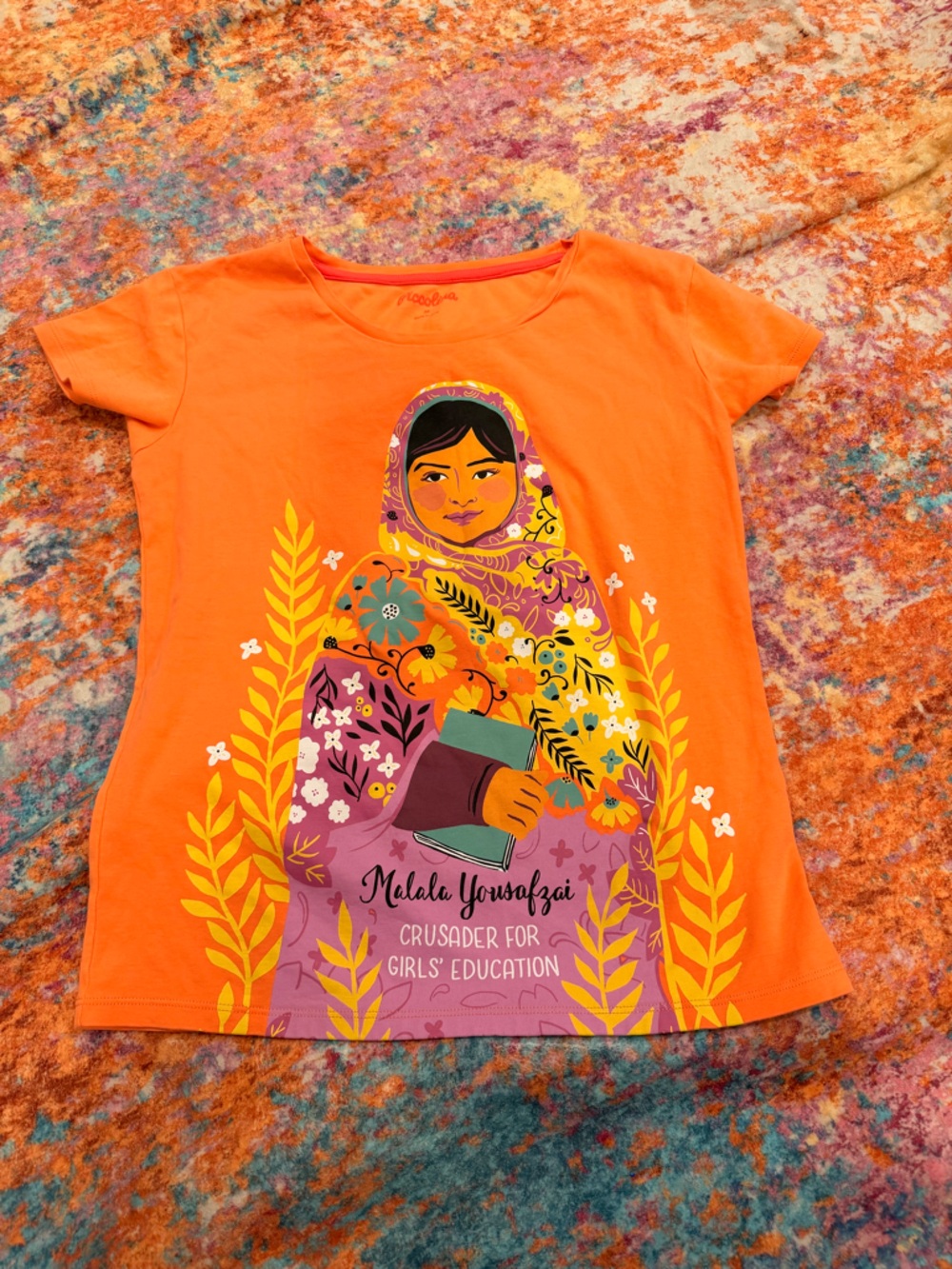Piccolina Malala Yousafzai Graphic Tee Girls Size M 8/10 Bright Orange Shirt